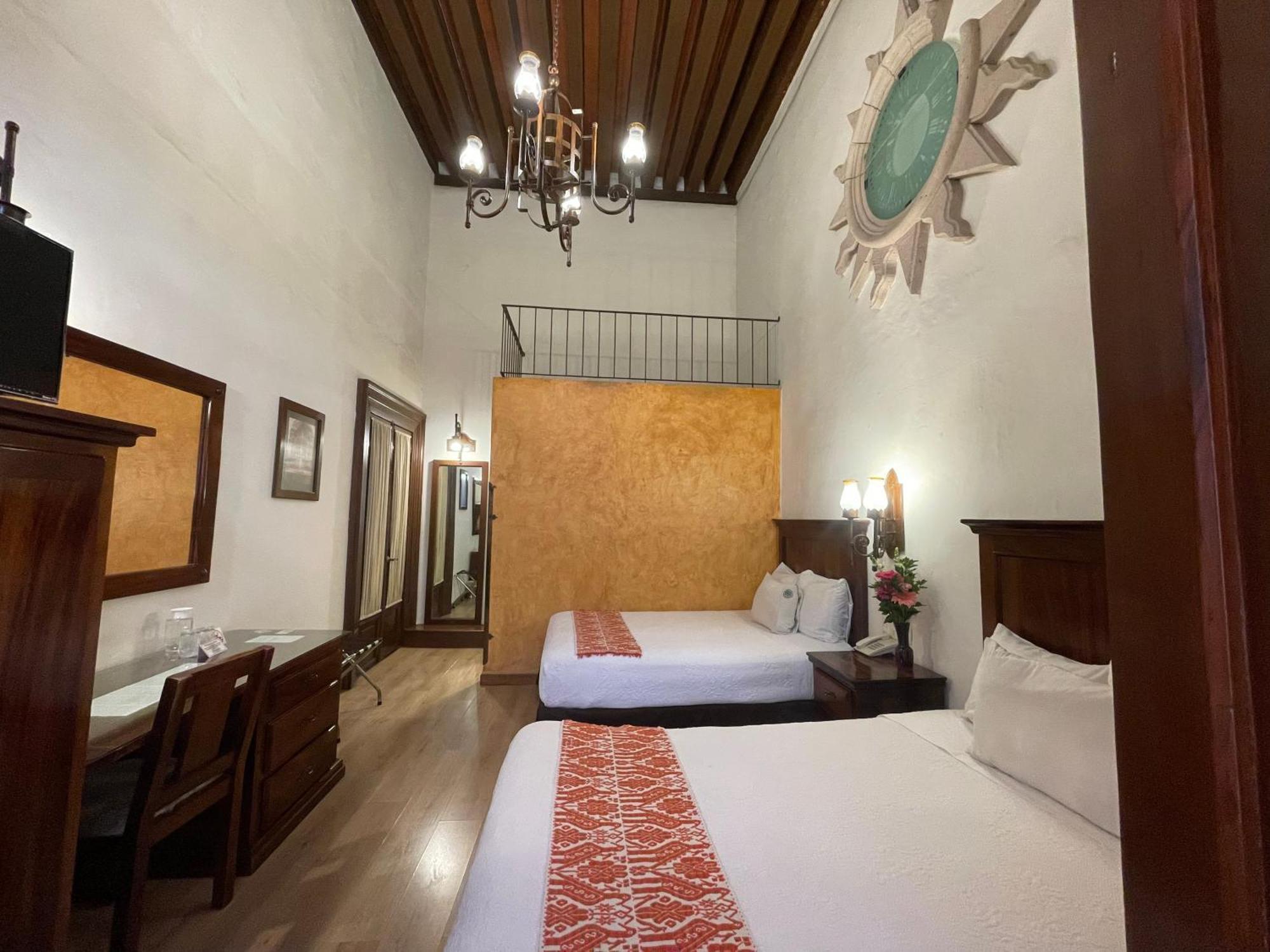 Hotel Historia Morelia Exterior foto