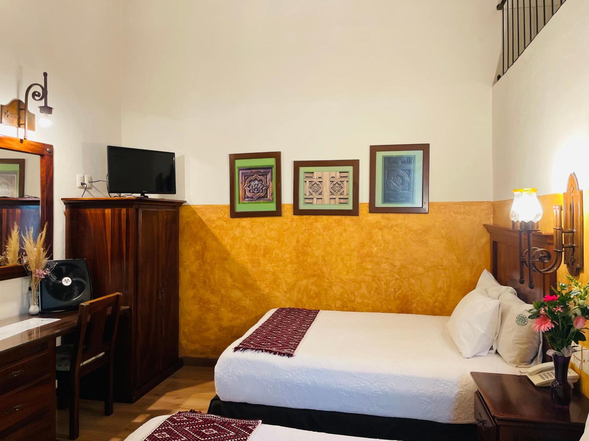 Hotel Historia Morelia Exterior foto